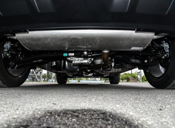 百公里綜合油耗5&period;9L，價格實惠配置豐富，試駕雪佛蘭創界