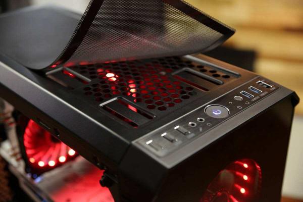 如何用2000元組裝一臺能暢玩3A級大作的整機？我來告訴你答案