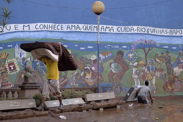 早安·世界｜巴西米納斯吉拉斯州暴雨成災，已有19人因此喪生