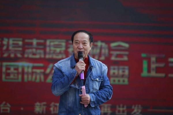 牛群的“縣長”往事，痛哭著離開，其實他只想做一個好人