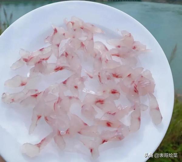 都是生吃魚肉，“廣東廣西”的魚生有啥區別，誰的做法最鮮美