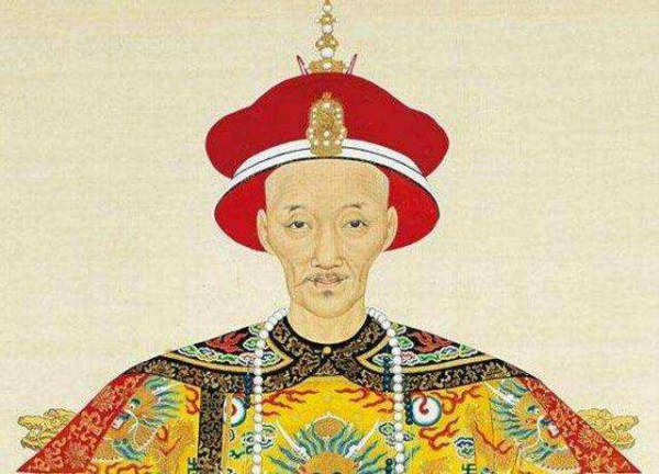 晚清能出兵千里，數次平定新疆叛亂，為何鴉片戰爭被打得那麼慘？