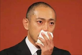 日本豪門兒媳有多難？34歲累到癌症離世，為生兒子慘遭婆家囚禁