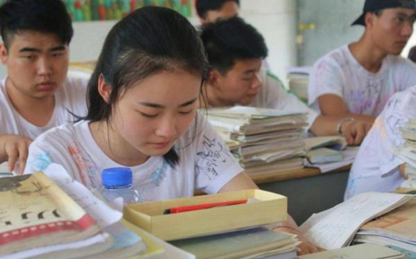 中國大學走蘇聯模式失敗了,歐美模式效果顯著,是模式問題嗎? 中國大學走蘇聯模式失敗了,歐美模式效果顯著,是模式問題嗎?