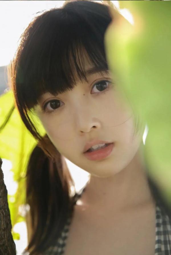 網路紅人：鍾曼菲