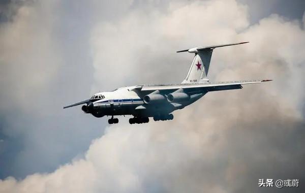 運20攜33噸物資援助湯加，為啥其飛行航程以設定航程還遠不少？