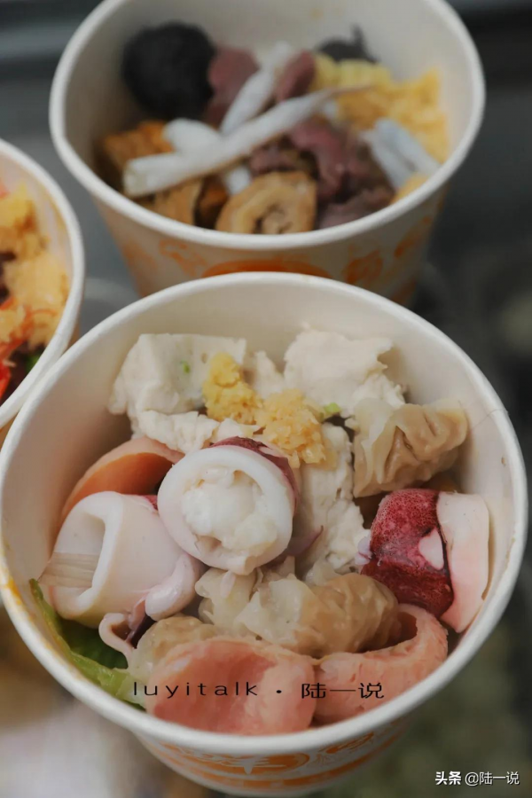 沙蟲沙茶麵好好吃，加肉筋，一碗只要25元，我在廈門八市吃到了