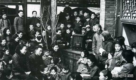 1950年，蘇聯食言，多數人反對，毛主席決定抗美援朝有多難？