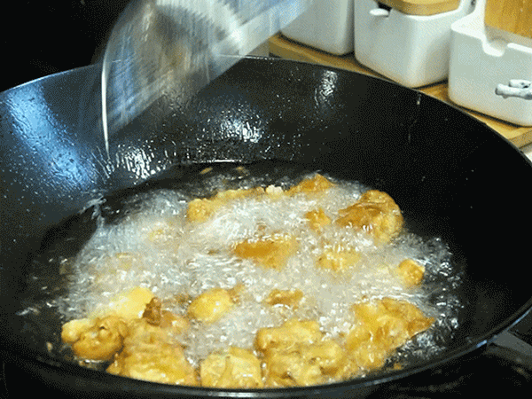 油炸的關鍵不是油，而是啤酒，教你正確做法，外酥裡嫩，不回軟