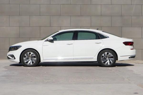 不到兩年的車型打6折，入手帕薩特PHEV豪華版價效比如何