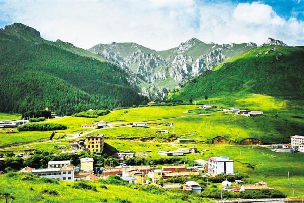 213國道甘南段 草原天路世外天堂