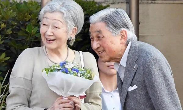 日本皇室現存成員僅十七名，民眾普遍擔心能否存續