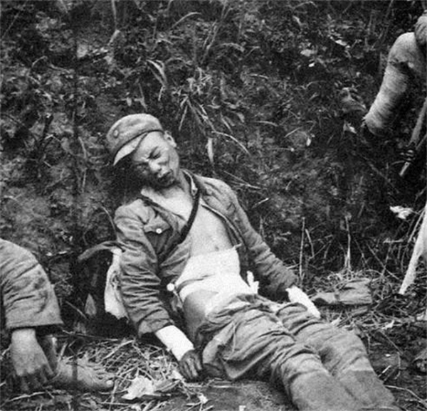 抗戰勝利後，一群不願投降的日軍想要逃回國，結果全成了乞丐