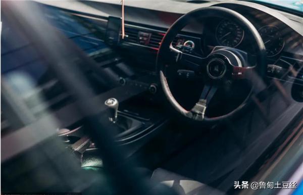 「轂銳馳」一臺融入了JDM元素的寶馬E93 335i 「轂銳馳」一臺融入了JDM元素的寶馬E93 335i