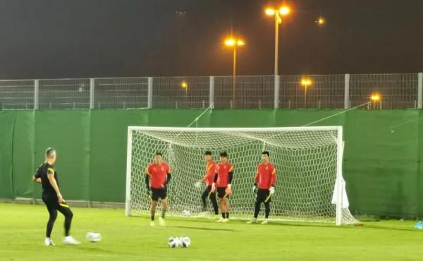 中國隊只有戰勝取越南隊才能贏的球迷理解和尊重 中國隊只有戰勝取越南隊才能贏的球迷理解和尊重