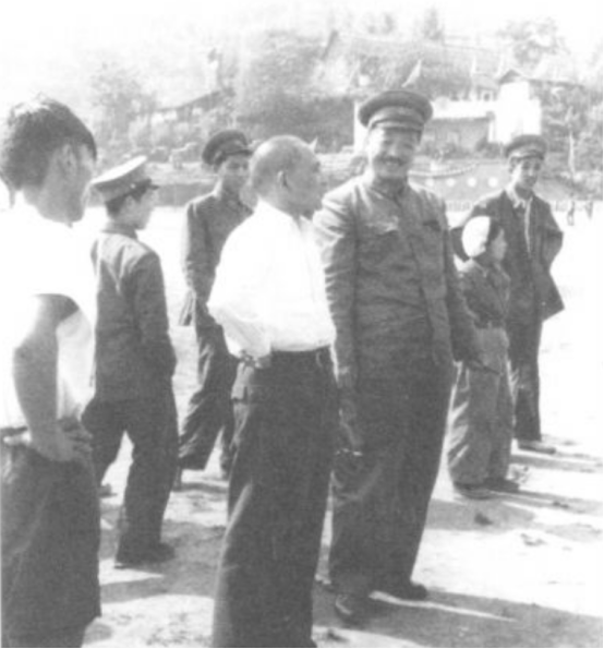 1952年鄧小平致電賀龍,商議任命決定,賀龍詢問:毛主席的意見呢 1952年鄧小平致電賀龍,商議任命決定,賀龍詢問:毛主席的意見呢