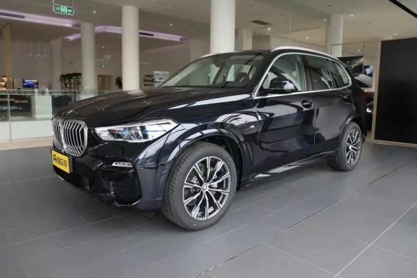 寶馬X5發動機蓋一邊高一邊低怎麼解決？