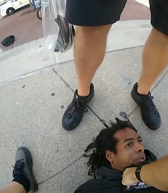 美國一警察暴力執法被停職！現場影片曝光，令人憤怒