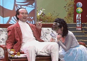 被蔡明“甩了”的郭達，不上春晚去哪了？