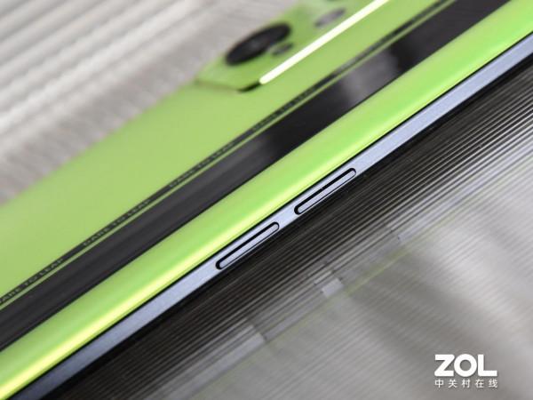 搞點“潮”色!realme真我GT Neo2圖賞 搞點“潮”色!realme真我GT Neo2圖賞