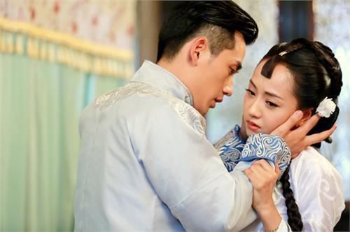 演技大爆發，這6位一人分飾多角出神入化，性格迥異讓人眼前一亮