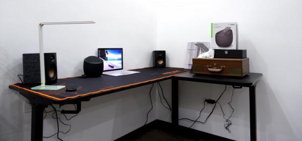 桌面環境核心-安德斯特逐風戰士轉角桌開箱