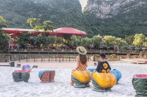 暑假，帶娃來桂林千古情放肆撒野，看精彩演出，重返侏羅紀