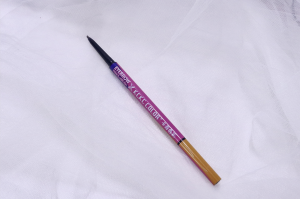 紅玫瑰魔女萬聖妝，撩動了誰的心？