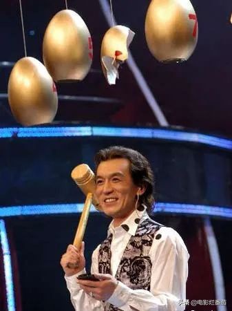 這些年離世的央視主播，兩名出意外，5位患癌逝世，最年輕僅33歲