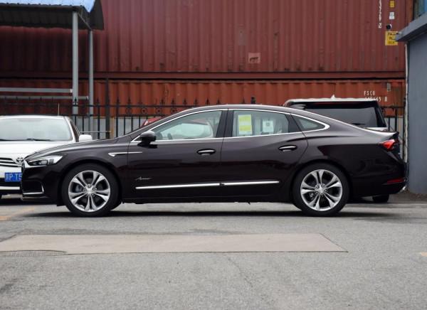 自駕遊買這三款轎車就行，空間大還舒適，跑得越快越省油