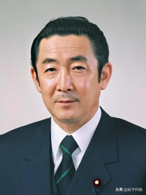 日本歷屆首相的書法作品，大家看看誰寫得最好