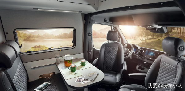 居然是一輛房車獲得了2021年紅點設計大獎！德國的Alphavan房車