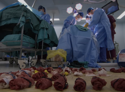 江蘇14歲女孩患骨癌，寧願“安樂死”也不截肢，媽媽含淚做下決定