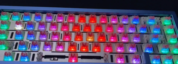 年度最香客製化套件?百元67配列三模Gasket鋁坨坨——黑爵AC067 年度最香客製化套件?百元67配列三模Gasket鋁坨坨——黑爵AC067