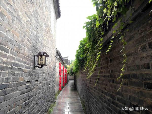 吳氏誠善發家號稱窯灣半街，來薰勇險立關可謂運河鎖鑰