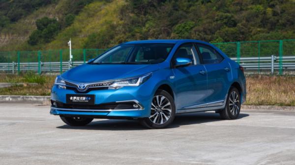 卡羅拉雙擎E+:插電是為了綠牌,但不插電也省 卡羅拉雙擎E+:插電是為了綠牌,但不插電也省