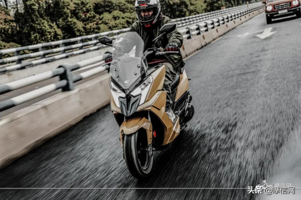 高顏帶感又好用——光陽Racing X150測評 高顏帶感又好用——光陽Racing X150測評