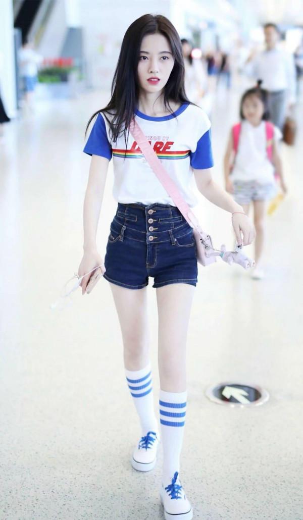 高畫質美照｜四川美少女鞠婧禕