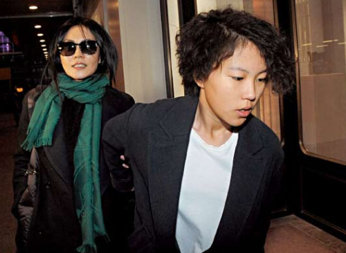 被爹媽強捧,卻混成“路人”,這8位捧不紅的星二代,太扎父母心 被爹媽強捧,卻混成“路人”,這8位捧不紅的星二代,太扎父母心