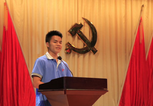 大學期間想要入黨，決定權並不在輔導員手中，新生早知道有好處