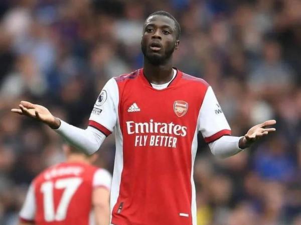 歐洲轉會彙總:巴薩欲籤紅魔鋒霸,皇馬或用本澤馬交換挪威球星 歐洲轉會彙總:巴薩欲籤紅魔鋒霸,皇馬或用本澤馬交換挪威球星