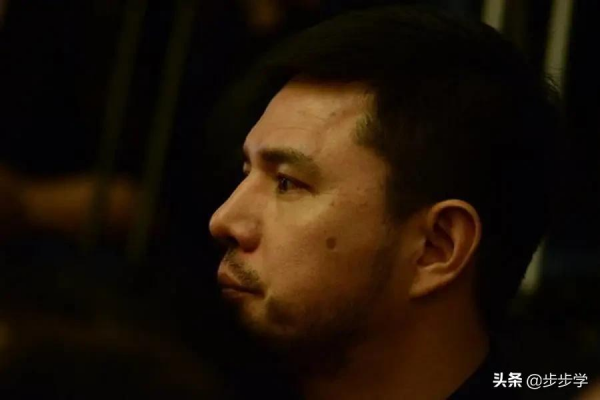 央視主播曾是體育館保安!自考究竟可以帶給人生多大改變? 央視主播曾是體育館保安!自考究竟可以帶給人生多大改變?