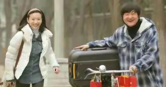 要錢沒錢，要貌沒貌！7位醜男演員娶的老婆，一個比一個漂亮