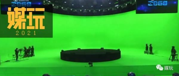 這檔用大型摳像綠幕的綜藝,把騰格爾和唐國強都整不會了 這檔用大型摳像綠幕的綜藝,把騰格爾和唐國強都整不會了