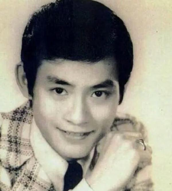 這些明星年輕時很帥，顏值超高，最大者已85歲，不知道你記得幾個