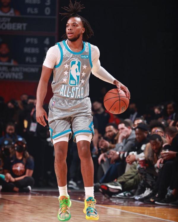 2月21日NBA球鞋上腳，加蘭上腳歐文7，阿克倫雙子閃耀賽場