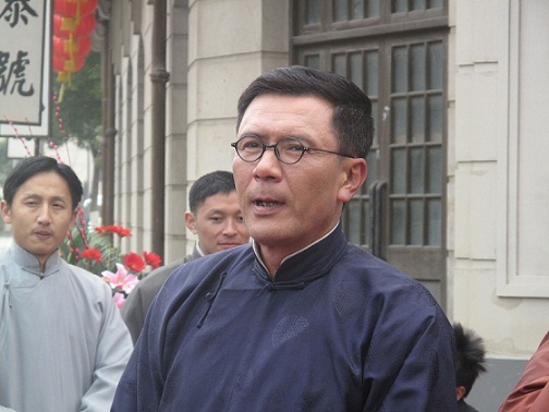 是親生的但真不像!7位長得不帥的男星,女兒都貌美如花,很虛幻 是親生的但真不像!7位長得不帥的男星,女兒都貌美如花,很虛幻