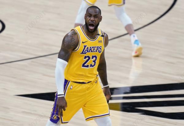 官宣！2新合同誕生，籃網迎來喜訊，詹皇霸氣表態，火箭做出決定