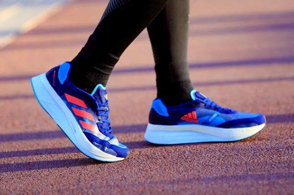 集齊ADIOS PRO 2、PRIME X和BOSTON 10後，我就能不斷挑戰速度極限