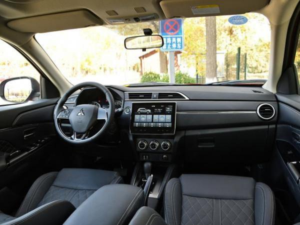 廣汽三菱勁炫ASX——低調務實保留手動擋，不足十萬入門的合資車